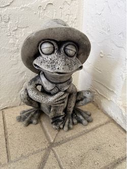 Outdoor Cement Frog
