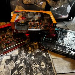 1:43 Formula 3 Deluxe Paddock Set 