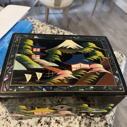 Vintage Jewelry  Box