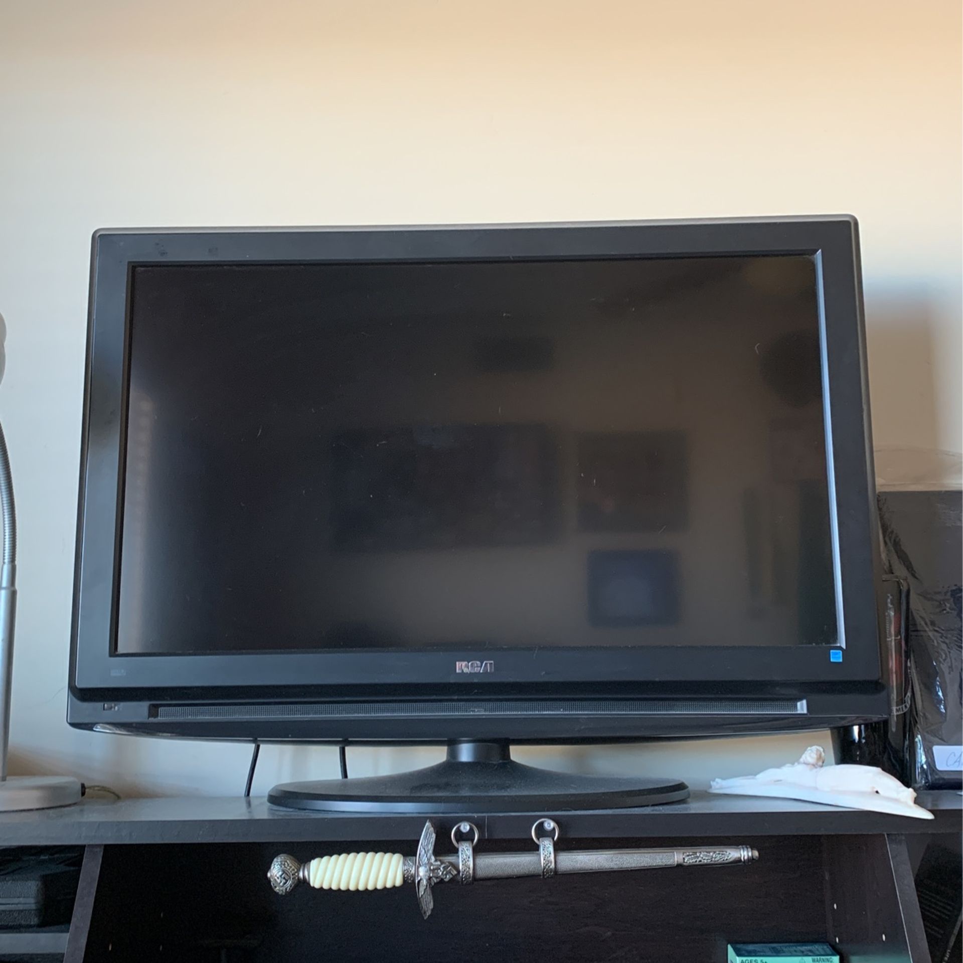 RCA TV