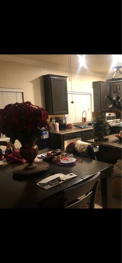 Dining room table w/ Expanding sleeve &  8 chairs