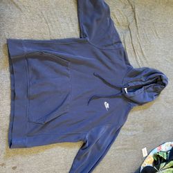 nike hoodie size L