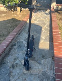 Electric scooter