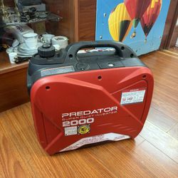 PREDATOR 2000 Watt SUPER QUIET Inverter Generator