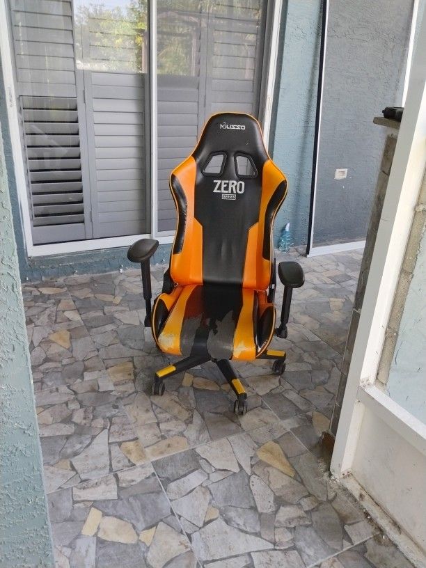 Chair $35 Today!!! Moving Sale Come And Get It