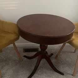 Coffee Table With 2 Chairs