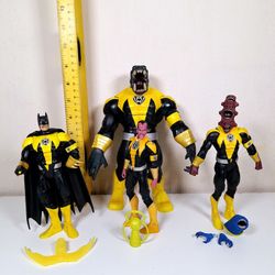 DC Universe Classics Yellow Lantern Corps Figures Lot