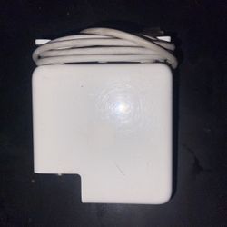 45W MagSafe Power Adapter with "L" style connector