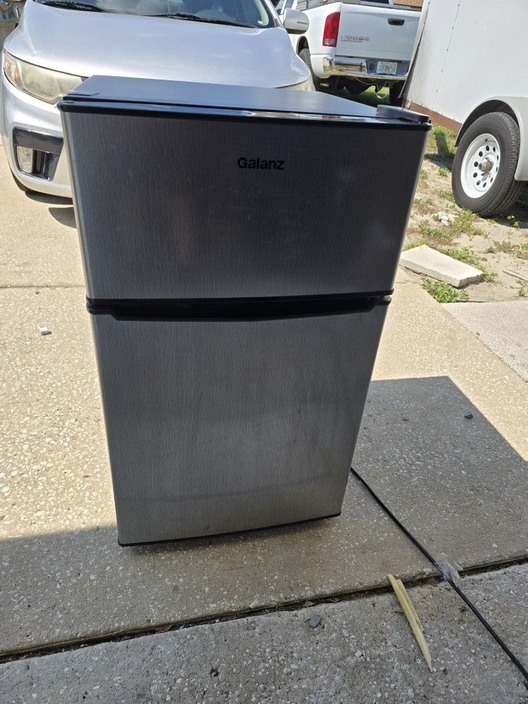 Mini Refrigerator