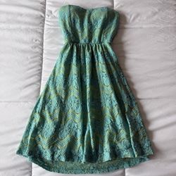 Mint & Teal Strapless Lace Fit-and-Flare Dress – Built-In Padded Bra – Worn Once - Size Small
