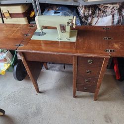 Kenmore Sewing Machine & Desk 