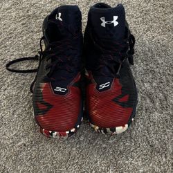 Under Armour Stephen Curry Basketball Shoes – Size 7Y
