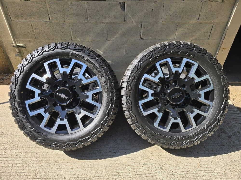 22" Chevy Silverado 2500HD Wheels