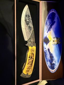 Decorative Wolf display knife