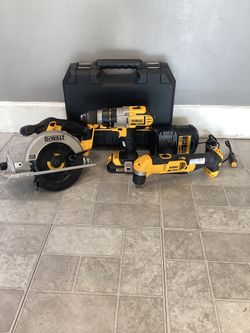 Dewalt 3Pc Drill/Right Angie Driver/Circular Saw W/ Battery And Charger