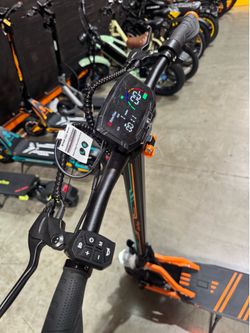 Dual-motor electric scooter
