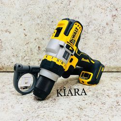 DeWalt 20v Brushless Flexvolt Advantage Hammer Drill 