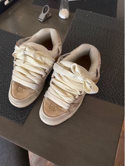 Vintage skate shoes