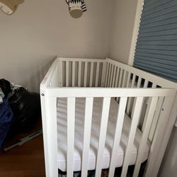 Baby Crib  Excellent Condition 