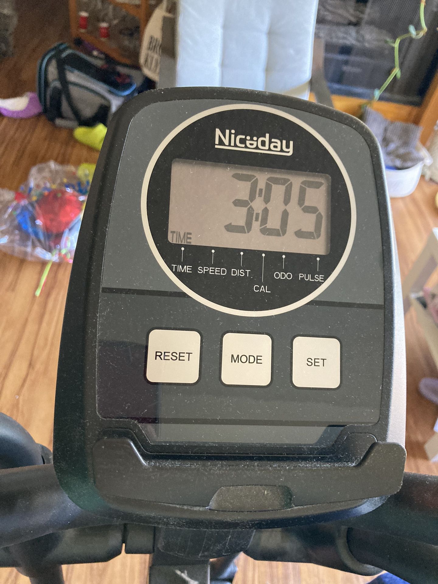 Niceday Elliptical Machine – Like New