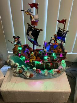 Mickey And Friends Pirate Boat