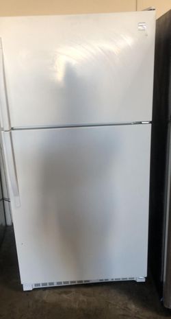 Kenmore Top Mount 27" Apartment Size White Refrigerator

