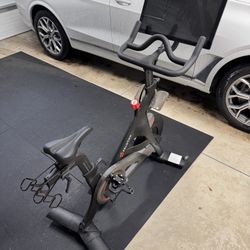 Peloton Bike (Model PLTN-RB1VO)