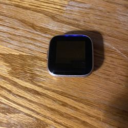 Broken Screen Versa 2 