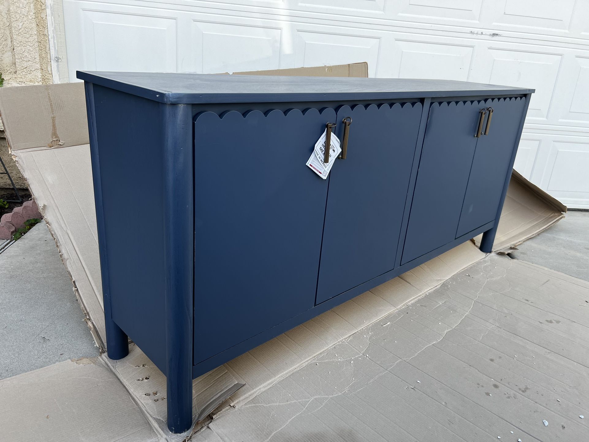 Brand New. Indigo Server. $499