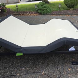 Adjustable Bed Frame 