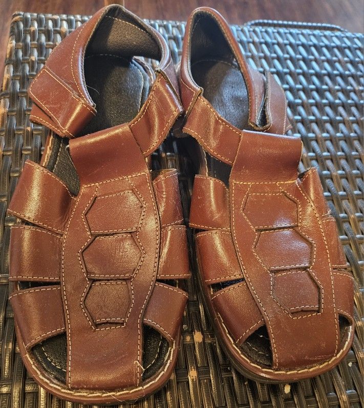Mexican handmade leather sandals.