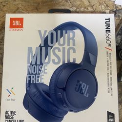 Brand New JBL TUNE 660NC OVER THE EAR HEADPHONES 