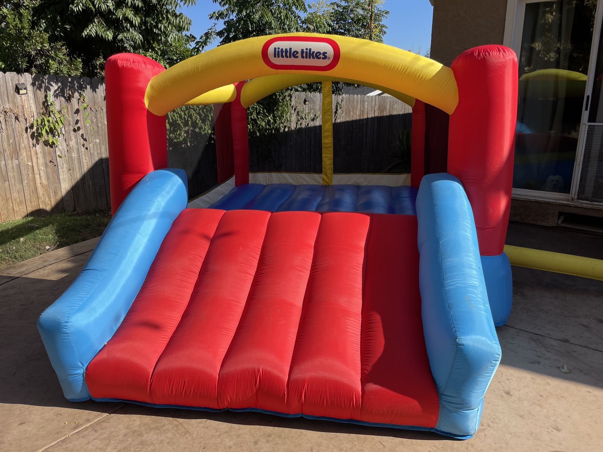 Little Tikes Inflatable Jumper