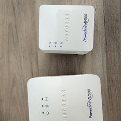 Netgear Powerline AV500 Access Point and Adapter