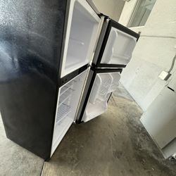 Mini Refrigerator 