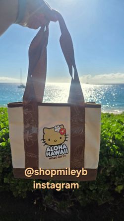 Hello kitty mimi tote.hawaii edition.brand new.pick up in East Pasadena