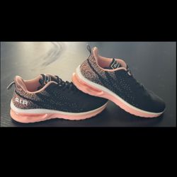 Woman’s Shoes 