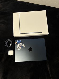 13 inch MacBook Air With M5 Chip And 1tb Storage