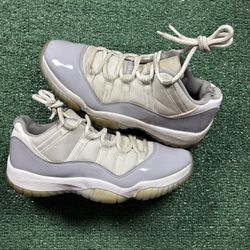 Preowned - Jordan 11 Cement Grey - Size 9 - No Box