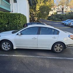 2012 Nissan Altima 25