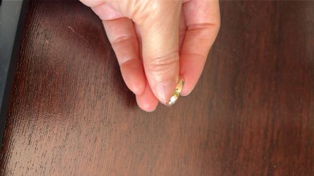 Solid rose gold ring with peridot
