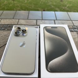 iPhone 15 Pro 256GB - Unlocked