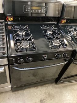Ge profile gas stove 4 burners 30” inch width