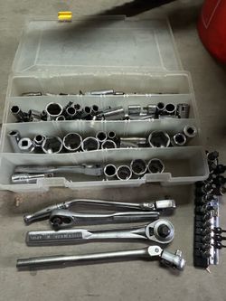 Mixed lot of Ratchets and Sockets