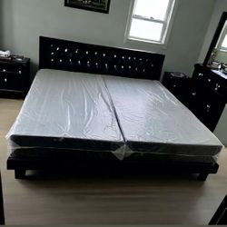 King Size BOX SPRINGS Foundation for Mattress New Of Factory With it’s Plastic Available In All Size Delivery Same Day