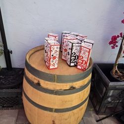 LIKE New 12 Graduation Table Center Piece - Class of 2025 LED Candle Holder 

12 Pieces - Black and Red color

Pick up in San Jose 95121 area