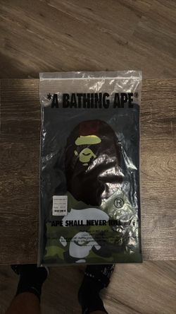 A BATHING APE (BAPE)