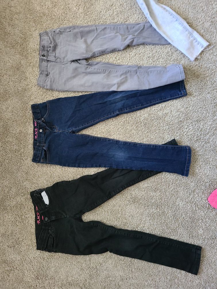 Girl jeans size 6/7 each $2