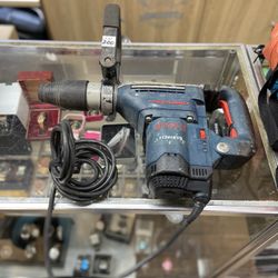 Bosch 11241EVS 1-9/16” Corded Rotary Hammer Drill W/ Handle