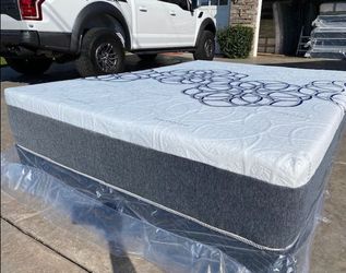 Full Bamboo Cool Gel Memory Foam!!
